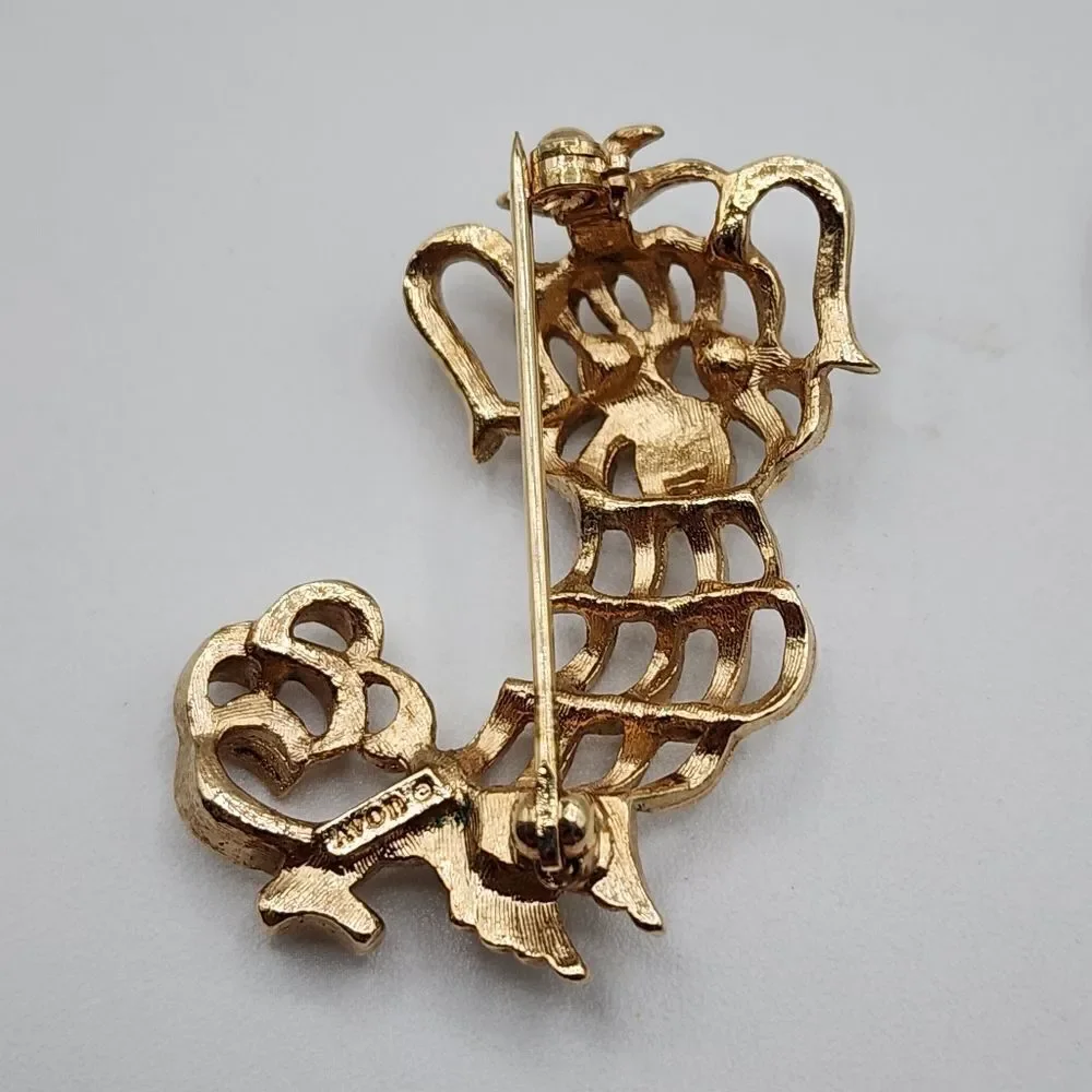 Avon 1972 Pekingese brooch